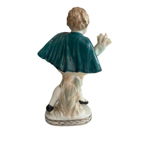 Vintage Victorian Boy Figurine - Picture 3 of 4